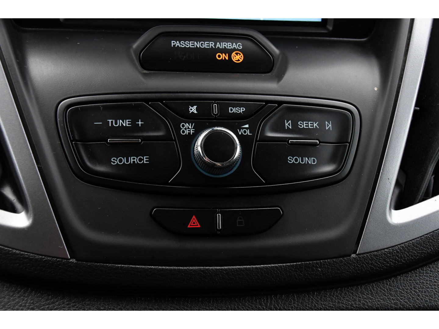 Ford Transit 2.0 TDCI L2H2 PB Edition Camera, Cruise, Carplay, Automaat, 130pk, Multimedia, Trekhaak, NAVI, Uniek!