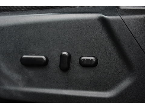 Ford Transit 2.0 TDCI L2H2 PB Edition Camera, Cruise, Carplay, Automaat, 130pk, Multimedia, Trekhaak, NAVI, Uniek!