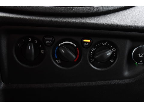 Ford Transit 2.0 TDCI L2H2 PB Edition Camera, Cruise, Carplay, Automaat, 130pk, Multimedia, Trekhaak, NAVI, Uniek!