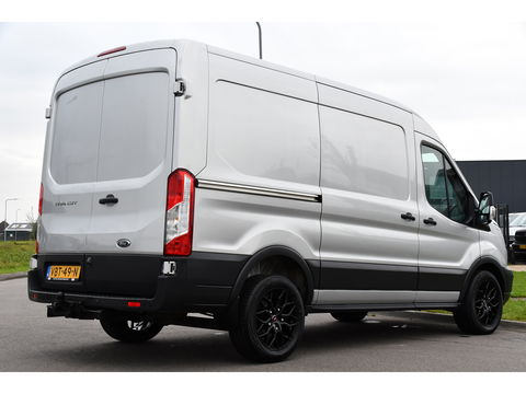 Ford Transit 2.0 TDCI L2H2 PB Edition Camera, Cruise, Carplay, Automaat, 130pk, Multimedia, Trekhaak, NAVI, Uniek!
