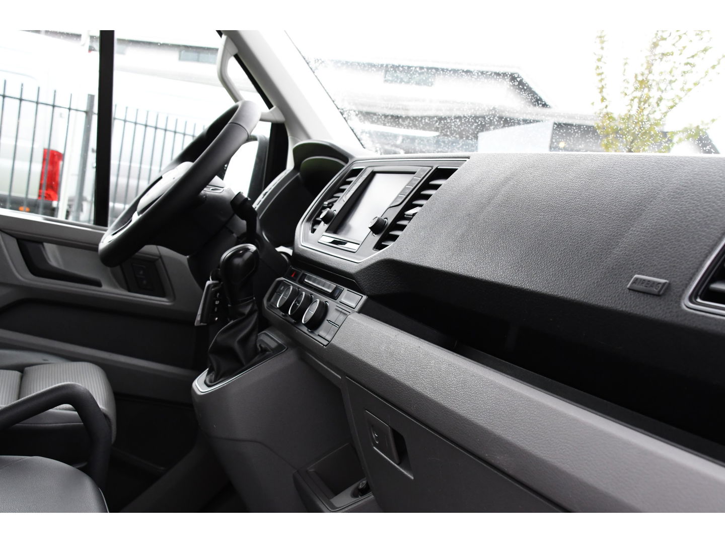 MAN TGE 35 2.0 L4H3 Black Edition Camera, Cruise, Carplay, LED, 177PK, Multimedia, Clima, Stoelverarming, Automaat, Uniek!