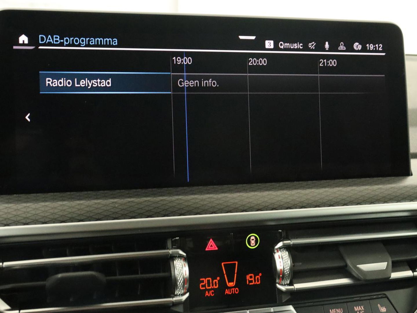 BMW X3 xDrive30e | Trekhaak | Camera | Keyless | Stoelverwarming | Cruise control | DAB | Leder | LED | Navigatie | Carplay | LMV 20 inch