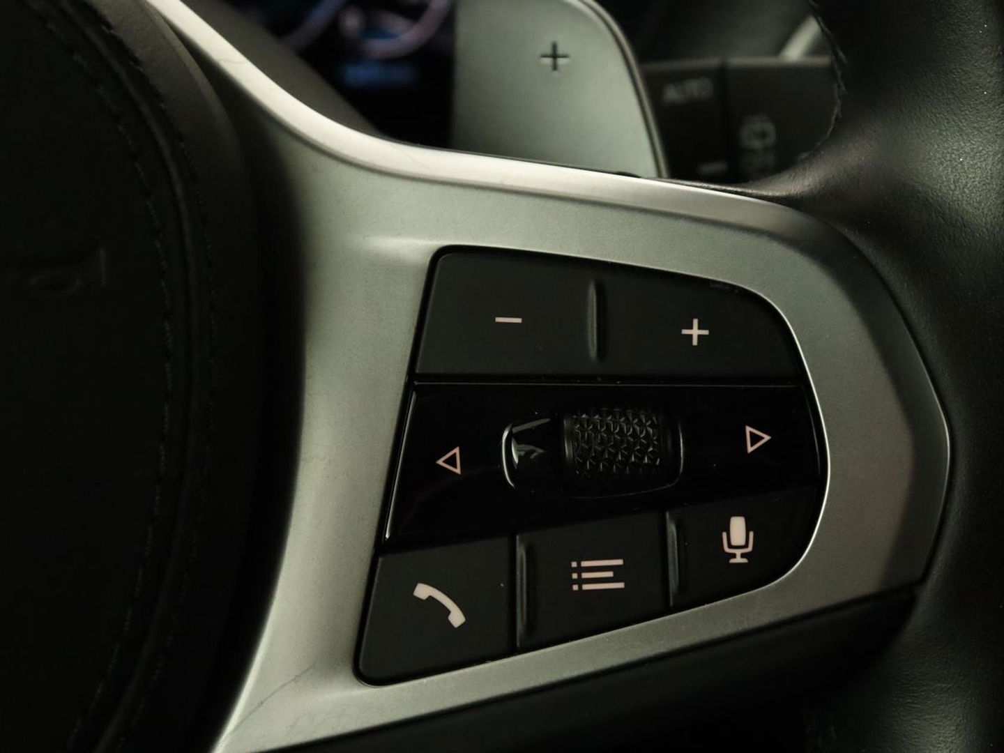 BMW X3 xDrive30e | Trekhaak | Camera | Keyless | Stoelverwarming | Cruise control | DAB | Leder | LED | Navigatie | Carplay | LMV 20 inch
