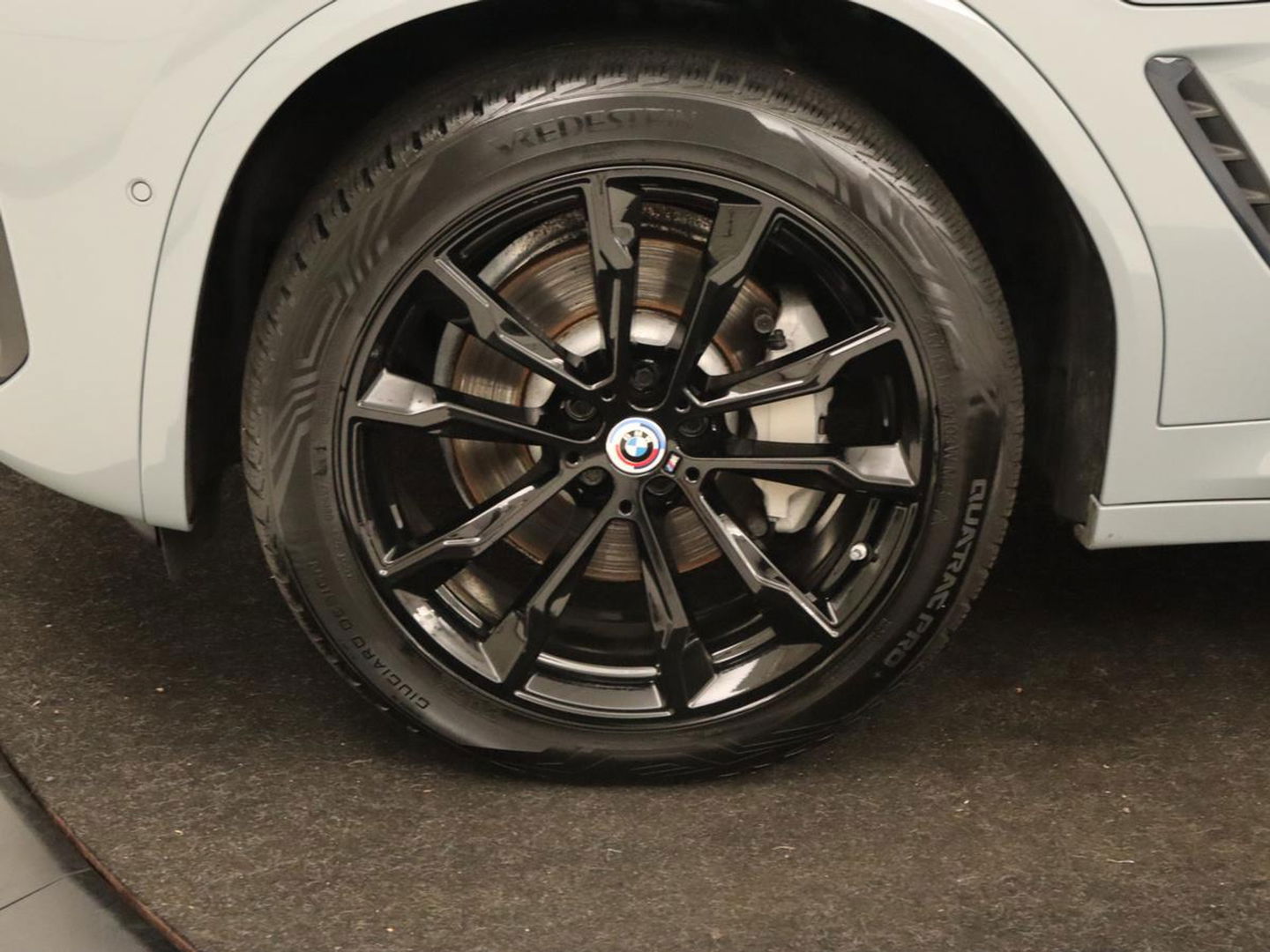 BMW X3 xDrive30e | Trekhaak | Camera | Keyless | Stoelverwarming | Cruise control | DAB | Leder | LED | Navigatie | Carplay | LMV 20 inch