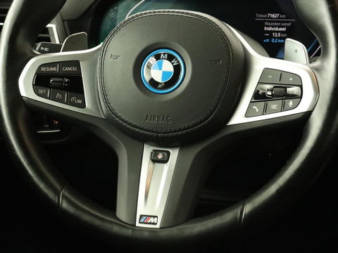 BMW X3 xDrive30e | Trekhaak | Camera | Keyless | Stoelverwarming | Cruise control | DAB | Leder | LED | Navigatie | Carplay | LMV 20 inch