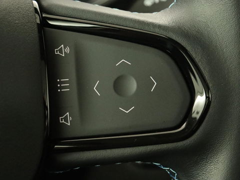 Lynk & Co 01 1.5 | Panoramadak | Carplay | Memory | Keyless | Navigatie | Camera | LED | Sfeerverlichting | Stoelverwarming | Stoelventilatie | Stembediening | LMV 20 inch | 48.000KM