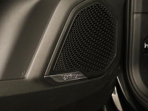Lynk & Co 01 1.5 | Panoramadak | Carplay | Memory | Keyless | Navigatie | Camera | LED | Sfeerverlichting | Stoelverwarming | Stoelventilatie | Stembediening | LMV 20 inch | 48.000KM