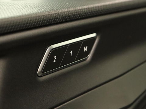 Lynk & Co 01 1.5 | Panoramadak | Carplay | Memory | Keyless | Navigatie | Camera | LED | Sfeerverlichting | Stoelverwarming | Stoelventilatie | Stembediening | LMV 20 inch | 48.000KM