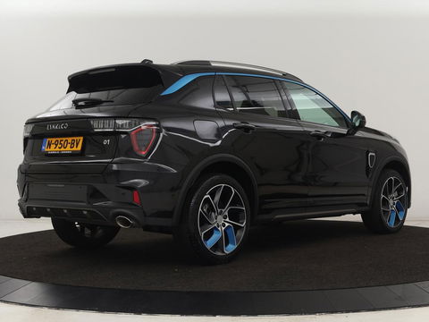 Lynk & Co 01 1.5 | Panoramadak | Carplay | Memory | Keyless | Navigatie | Camera | LED | Sfeerverlichting | Stoelverwarming | Stoelventilatie | Stembediening | LMV 20 inch | 48.000KM