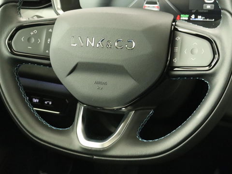 Lynk & Co 01 1.5 | Panoramadak | Carplay | Memory | Keyless | Navigatie | Camera | LED | Sfeerverlichting | Stoelverwarming | Stoelventilatie | Stembediening | LMV 20 inch | 48.000KM