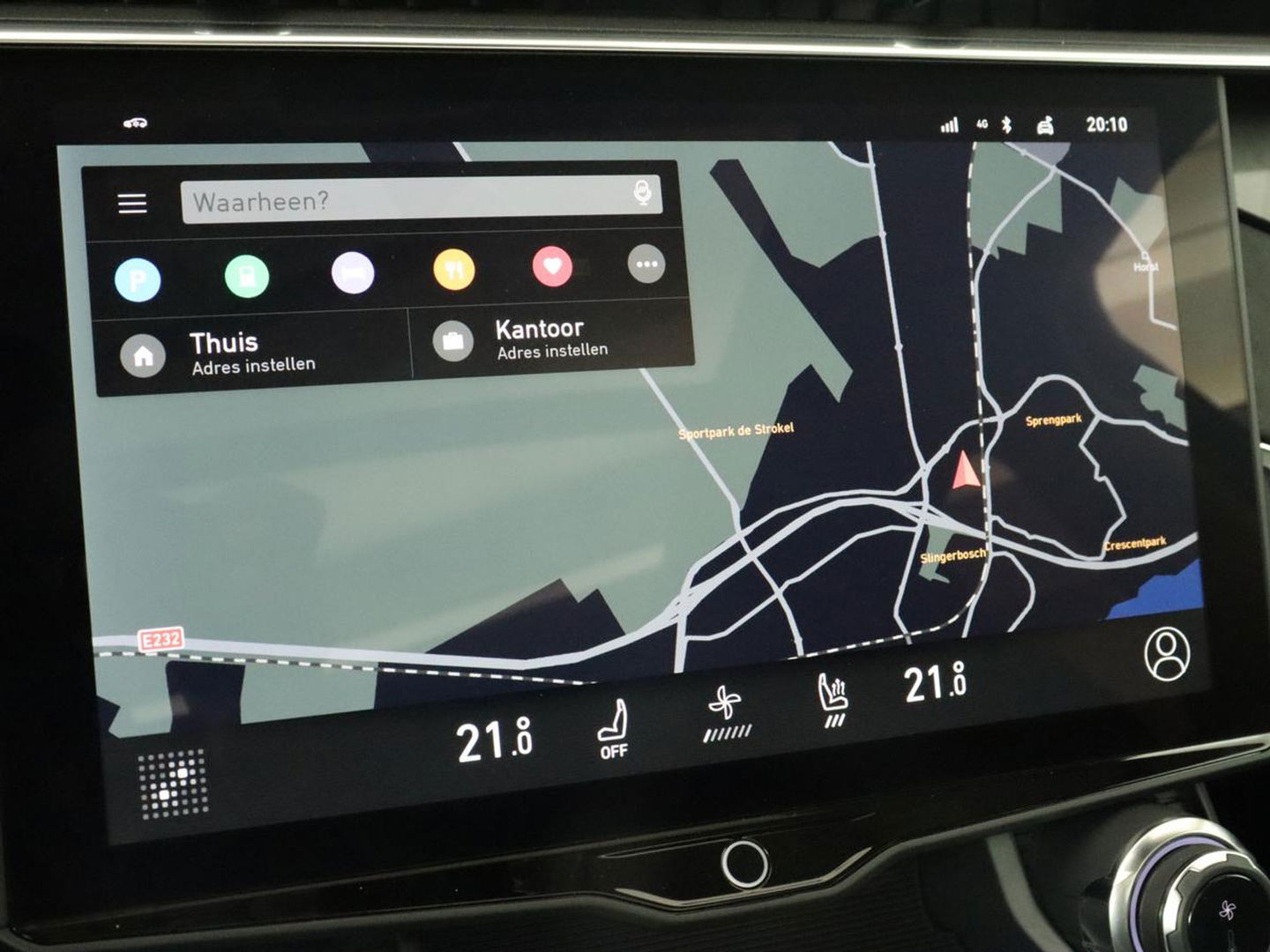 Lynk & Co 01 1.5 | Panoramadak | Carplay | Memory | Keyless | Navigatie | Camera | LED | Sfeerverlichting | Stoelverwarming | Stoelventilatie | Stembediening | LMV 20 inch | 48.000KM
