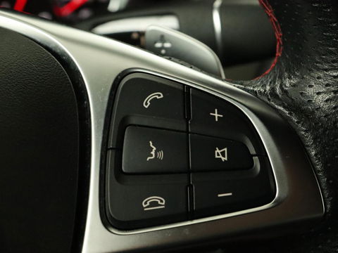 Mercedes-Benz CLA-Klasse Shooting Brake 180 | Trekhaak | Camera | Navigatie | Leder | LED | Cruise control | Sportstoelen | LMV 18 inch