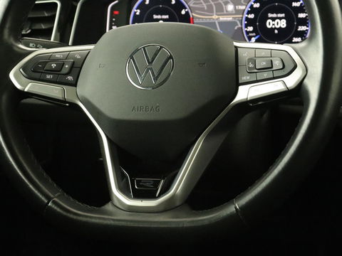 Volkswagen Taigo 1.0 TSI R-Line | Panoramadak| Camera | Virtual cockpit | Stoelverwarming | Navigatie | Carplay | LMV 18 inch | Getint glas | LED