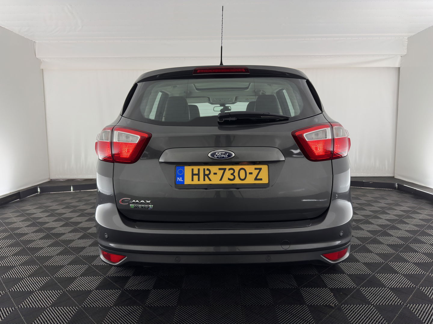 Ford C-MAX 2.0 Plug-in Hybrid Titanium Plus Aut. *PANO | LUXURY-LEATHER | NAVI-FULLMAP | CAMERA | KEYLESS | HEATED-COMFORT-SEATS | ECC | DIGI-COCKPIT | PDC | 17''ALU*