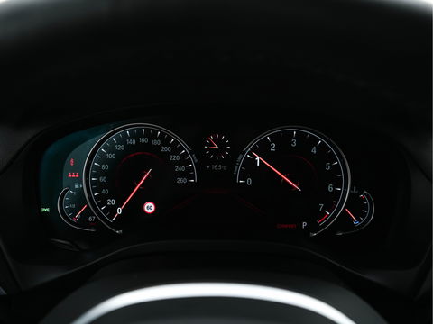 BMW X3 xDrive20i M-Sportpack High Executive Aut. * LUXURY-LEATHER | FULL-LED | TOP-VIEW | HEAD-UP | ADAPTIVE-CRUISE | BLIND-SPOT | DIGI-COCKPIT | HIFI-SOUND | DAB+ | AMBIENT-LIGHT | NAVI-FULLMAP | HEATED-SPORTSEATS | 21''ALU*