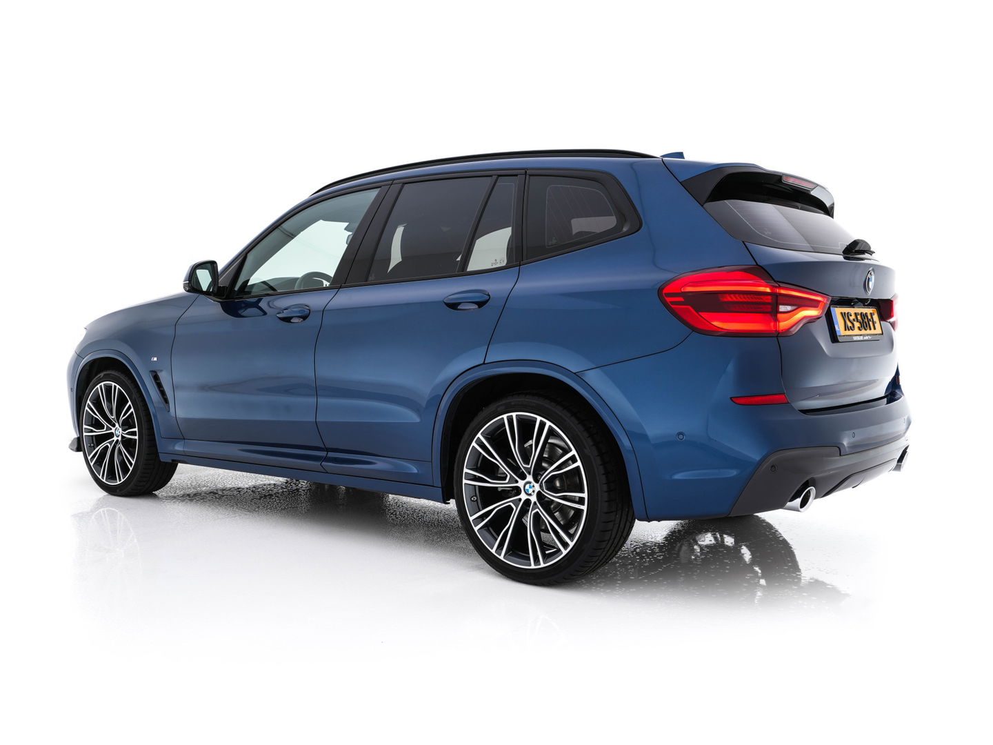 BMW X3 xDrive20i M-Sportpack High Executive Aut. * LUXURY-LEATHER | FULL-LED | TOP-VIEW | HEAD-UP | ADAPTIVE-CRUISE | BLIND-SPOT | DIGI-COCKPIT | HIFI-SOUND | DAB+ | AMBIENT-LIGHT | NAVI-FULLMAP | HEATED-SPORTSEATS | 21''ALU*