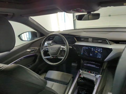Audi e-tron 50 quattro S-Line 71 kWh | VERWACHT | 313PK | Pano | Sfeerverl. | Virtual | Memory | Camera | NAP