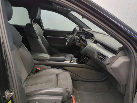 Audi e-tron 50 quattro S-Line 71 kWh | VERWACHT | 313PK | Pano | Sfeerverl. | Virtual | Memory | Camera | NAP