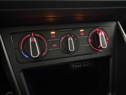 Volkswagen Polo 1.0 TSI Comfortline | Carplay | LED | Adaptive Cruise | Navigatie | NAP