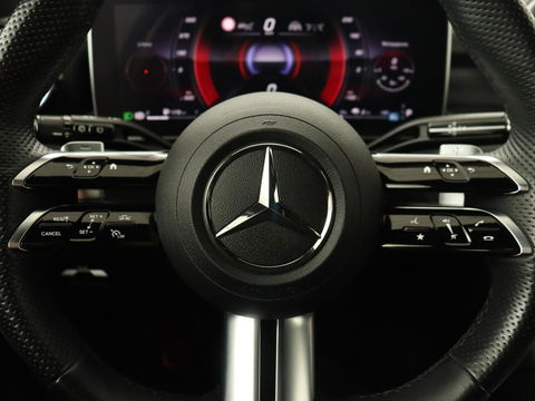 Mercedes-Benz C-Klasse 300 e AMG Line