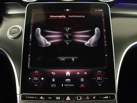 Mercedes-Benz C-Klasse 300 e AMG Line | Panoramadak | Wegklapbare trekhaak | Sfeerverlichting | Elektrische stoelen | Stoelverwarming | 360 Camera | Leder | Memory | Carplay