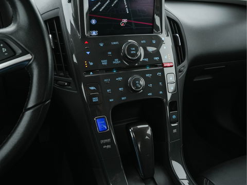 Opel Ampera 1.4 Aut. *NAVI-FULLMAP | LUXURY-LEATHER | BOSE-AUDIO | KEYLESS | CAMERA | DAB | ECC | PDC | CRUISE | DIGI-COCKPIT | HEATED-COMFORTSEATS | 17''ALU*