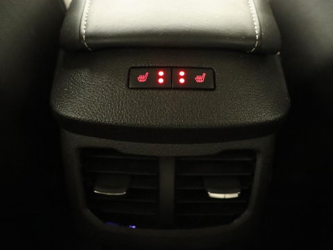 Ford Mondeo 2.0 IVCT HEV Vignale