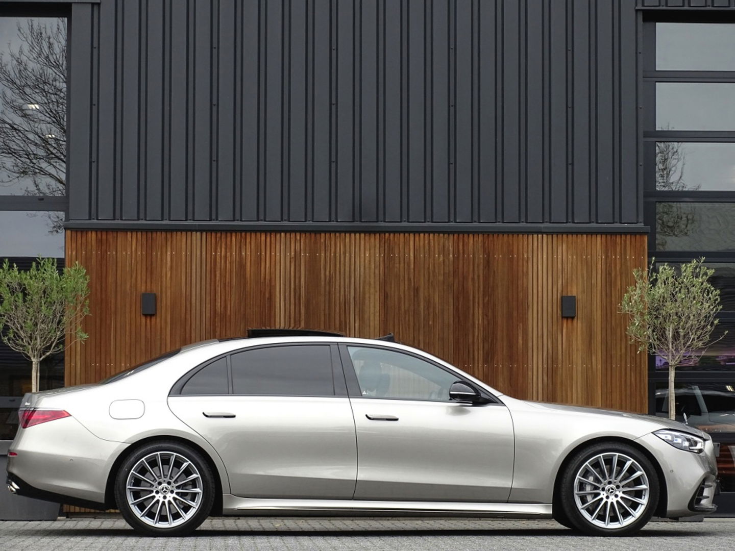 Mercedes-Benz S-Klasse 580 e 4M 510PK Lang AMG L. Designo / Burmester / carbon / VIP