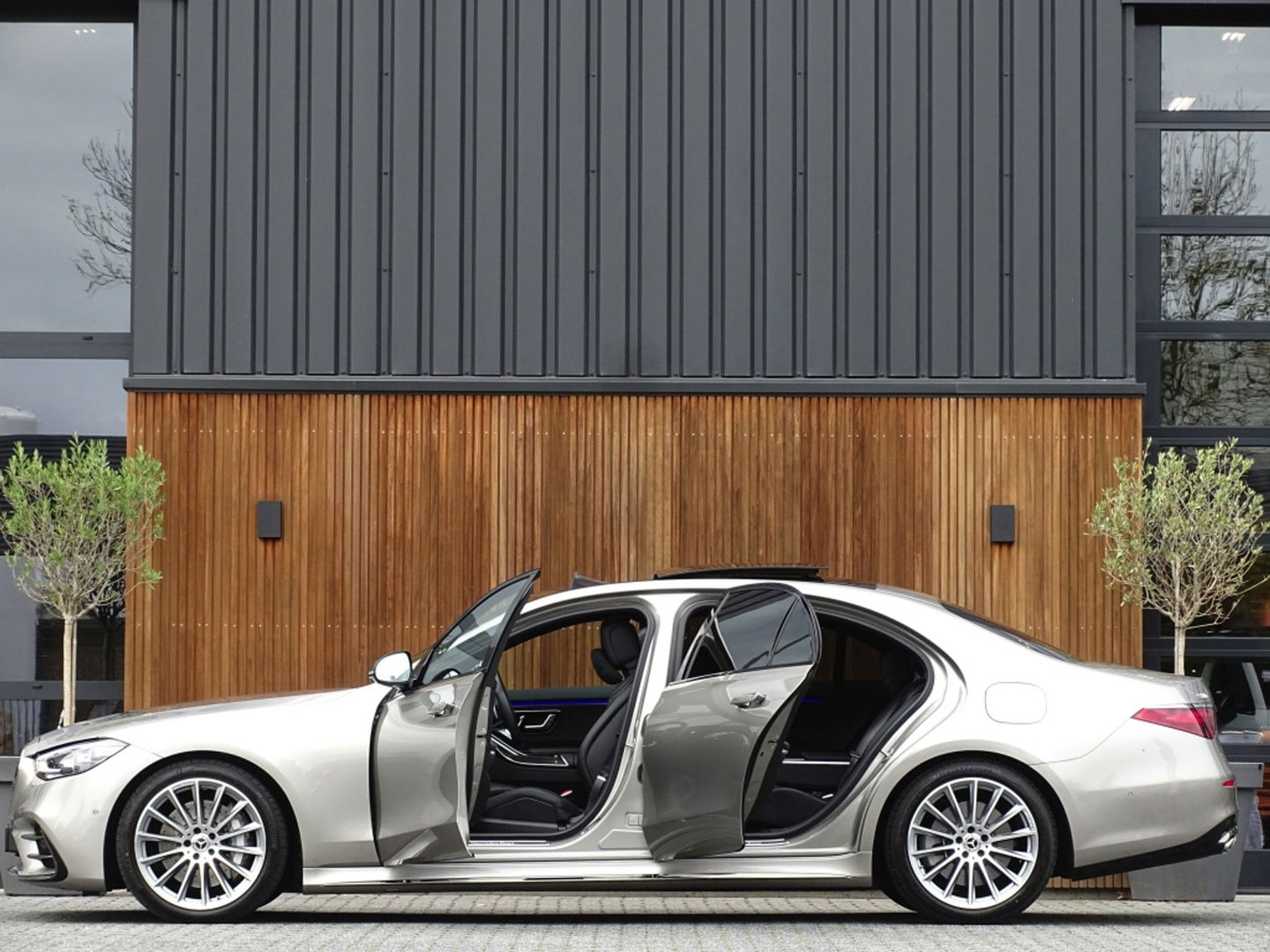 Mercedes-Benz S-Klasse 580 e 4M 510PK Lang AMG L. Designo / Burmester / carbon / VIP