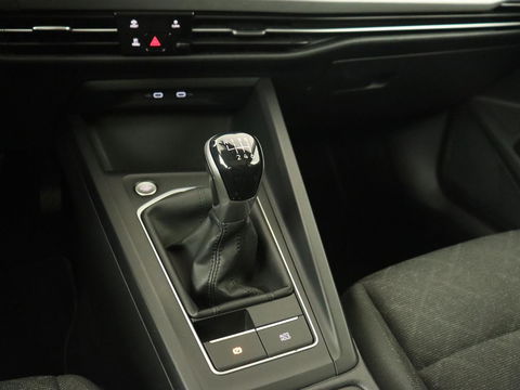 Volkswagen Golf 1.5 TSI R-Line