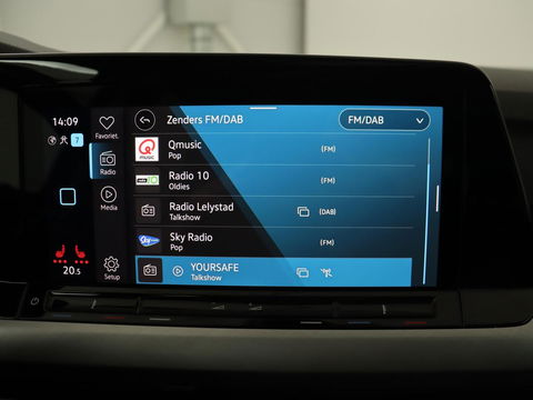 Volkswagen Golf 1.5 TSI R-Line