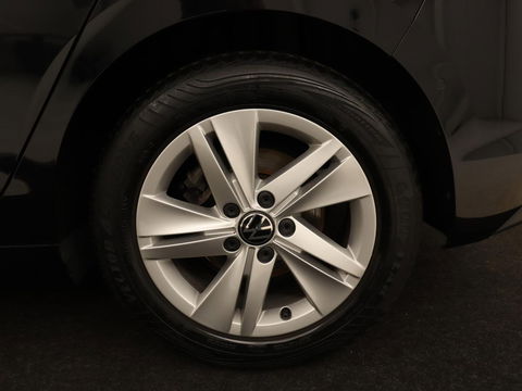 Volkswagen Golf 1.5 TSI R-Line