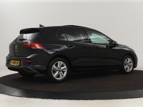 Volkswagen Golf 1.5 TSI R-Line