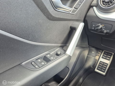 Audi Q2 30 TFSI epic, Full LED, Trekhaak, Navi, PDC, NAP!