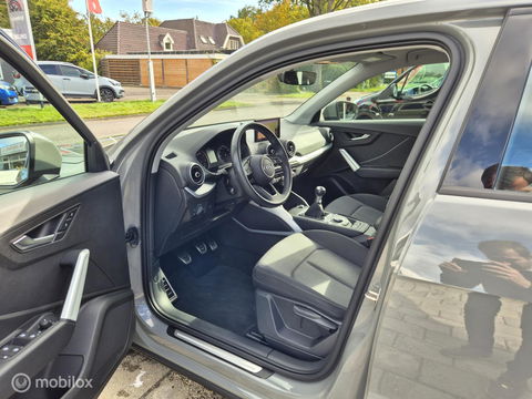 Audi Q2 30 TFSI epic, Full LED, Trekhaak, Navi, PDC, NAP!