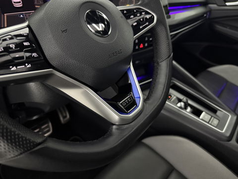 Volkswagen Golf 1.4 eHybrid GTE | 245PK | Pano | Sfeerverl. | Virtual | IQ-Light | Memory | Carplay | Trekh. | NAP