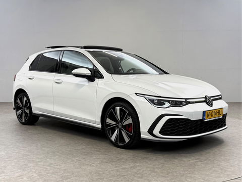 Volkswagen Golf 1.4 eHybrid GTE | 245PK | Pano | Sfeerverl. | Virtual | IQ-Light | Memory | Carplay | Trekh. | NAP