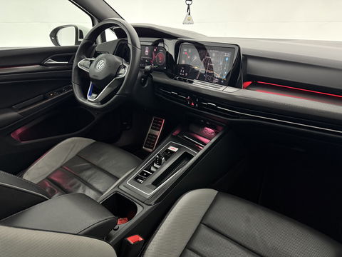 Volkswagen Golf 1.4 eHybrid GTE | 245PK | Pano | Sfeerverl. | Virtual | IQ-Light | Memory | Carplay | Trekh. | NAP
