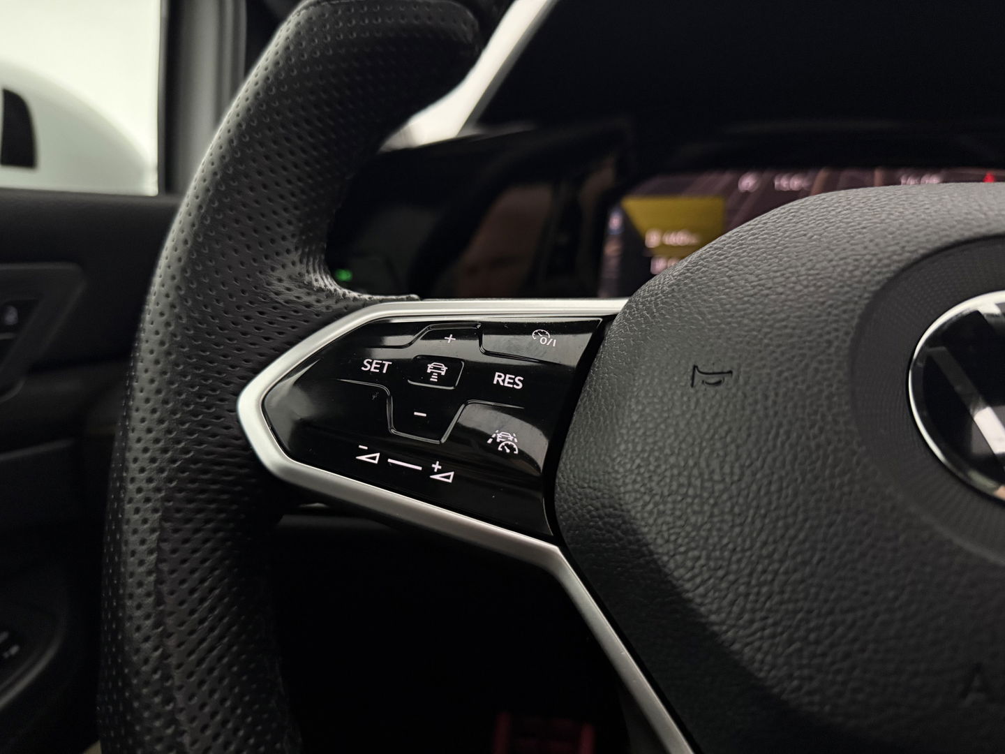 Volkswagen Golf 1.4 eHybrid GTE | 245PK | Pano | Sfeerverl. | Virtual | IQ-Light | Memory | Carplay | Trekh. | NAP