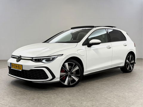 Volkswagen Golf 1.4 eHybrid GTE | 245PK | Pano | Sfeerverl. | Virtual | IQ-Light | Memory | Carplay | Trekh. | NAP