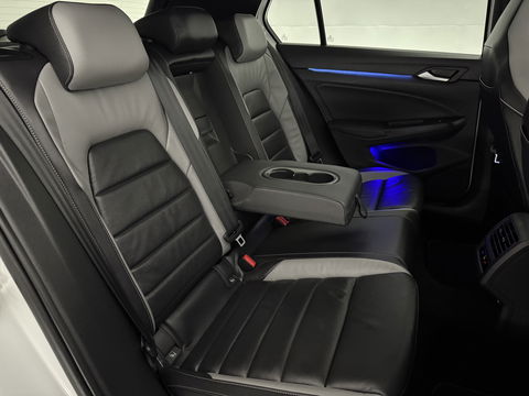 Volkswagen Golf 1.4 eHybrid GTE | 245PK | Pano | Sfeerverl. | Virtual | IQ-Light | Memory | Carplay | Trekh. | NAP