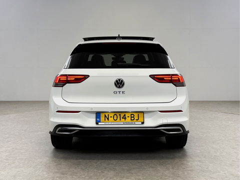 Volkswagen Golf 1.4 eHybrid GTE | 245PK | Pano | Sfeerverl. | Virtual | IQ-Light | Memory | Carplay | Trekh. | NAP