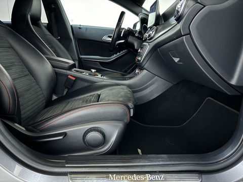 Mercedes-Benz CLA 180 AMG Night Pakketr Airco Navi Cruise Trekh.