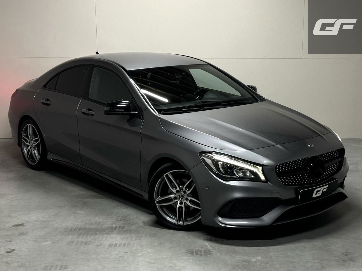 Mercedes-Benz CLA 180 AMG Night Pakketr Airco Navi Cruise Trekh.