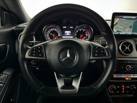 Mercedes-Benz CLA 180 AMG Night Pakketr Airco Navi Cruise Trekh.
