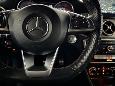 Mercedes-Benz CLA 180 AMG Night Pakketr Airco Navi Cruise Trekh.