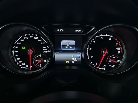 Mercedes-Benz CLA 180 AMG Night Pakketr Airco Navi Cruise Trekh.