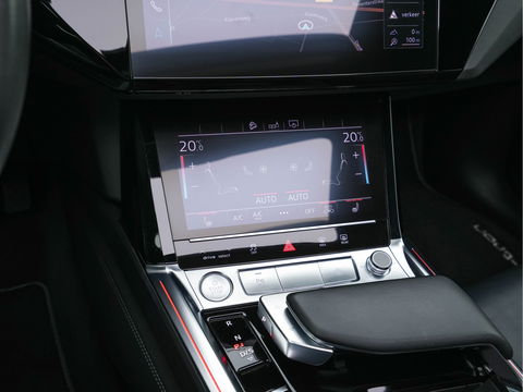 Audi e-tron 55 quattro advanced 95 kWh [3-Fase] {SOH-92%} *PANO | LUXURY-LEATHER | FULL-LED | BANG&OLUFSEN | ADAPTIVE-CRUISE | MEMORY-PACK | BLIND-SPOT | TOP-VIEW | SPORT/HEATED-SEATS | KEYLESS | DAB+ | ECC | PDC | 22''ALU*