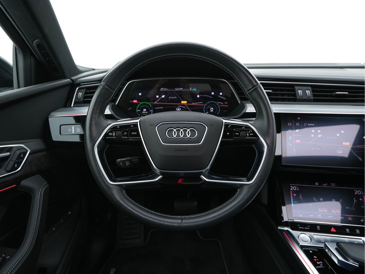 Audi e-tron 55 quattro advanced 95 kWh [3-Fase] {SOH-92%} *PANO | LUXURY-LEATHER | FULL-LED | BANG&OLUFSEN | ADAPTIVE-CRUISE | MEMORY-PACK | BLIND-SPOT | TOP-VIEW | SPORT/HEATED-SEATS | KEYLESS | DAB+ | ECC | PDC | 22''ALU*