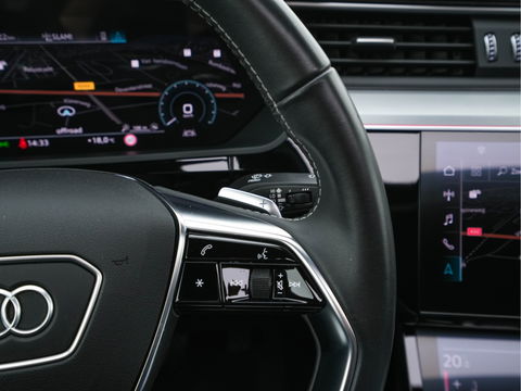 Audi e-tron 55 quattro advanced 95 kWh [3-Fase] {SOH-92%} *PANO | LUXURY-LEATHER | FULL-LED | BANG&OLUFSEN | ADAPTIVE-CRUISE | MEMORY-PACK | BLIND-SPOT | TOP-VIEW | SPORT/HEATED-SEATS | KEYLESS | DAB+ | ECC | PDC | 22''ALU*